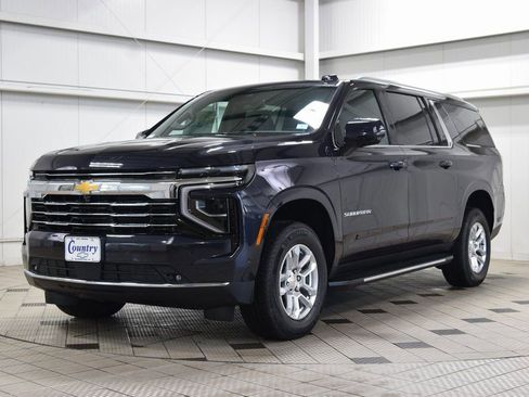 New 2026 Chevrolet Suburban LT w/ Comfort Package image 3