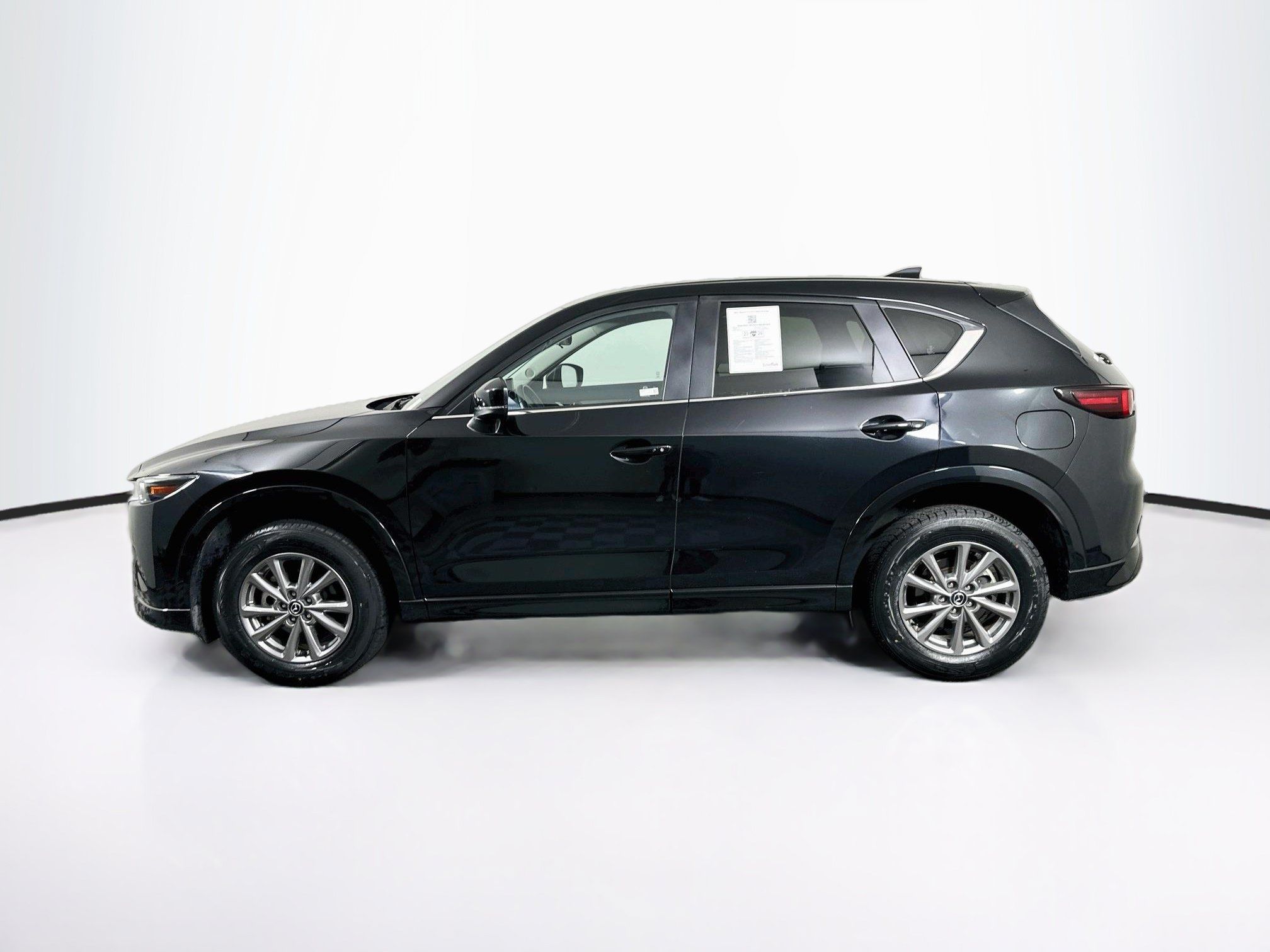 Used 2025 MAZDA CX-5 AWD 2.5 S w/ Select Package image 4
