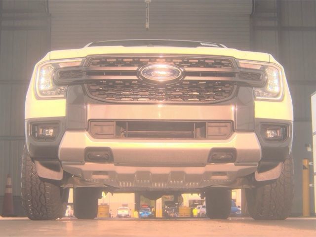 Used 2025 Ford Ranger XLT w/ FX4 Off-Road Package AWD/4WD image 15
