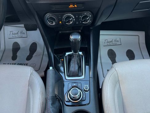 Used 2015 MAZDA MAZDA3 i Touring image 24