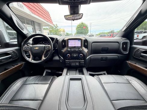 Used 2022 Chevrolet Silverado 3500 High Country w/ Z71 Off-Road Package AWD/4WD image 36