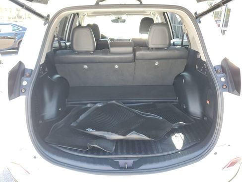 Used 2018 Toyota RAV4 Limited image 24