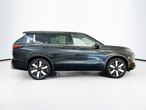 Used 2025 Mitsubishi Outlander SEL AWD/4WD image 10