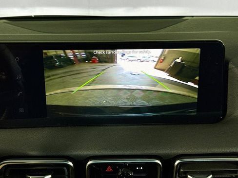 New 2026 Nissan Sentra SR FWD image 11