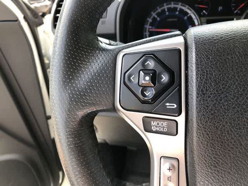 Used 2016 Toyota 4Runner Limited AWD/4WD image 33