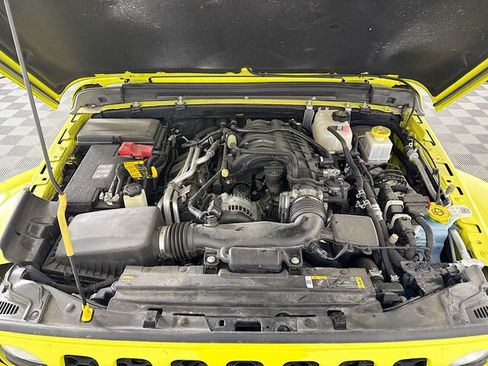Used 2023 Jeep Gladiator Sport image 27