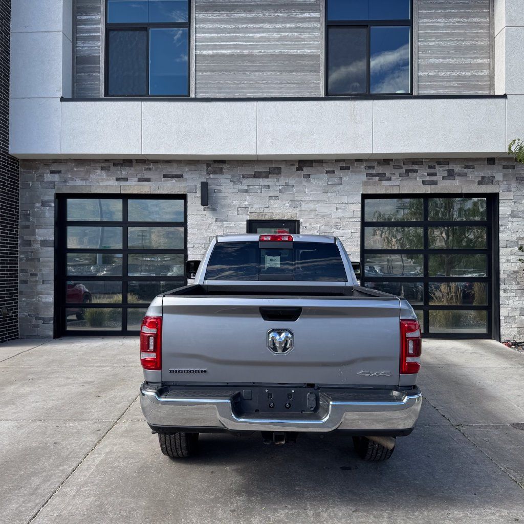 Used 2024 RAM 2500 Big Horn w/ Level 2 Equipment Group AWD/4WD image 4