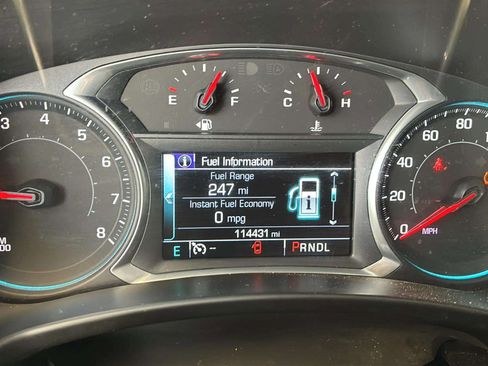 Used 2018 Chevrolet Equinox LT w/ Sun & Infotainment Package FWD image 19