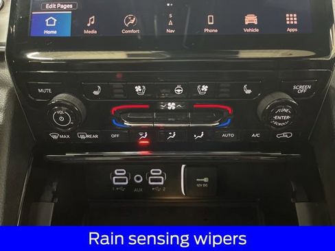 Used 2023 Jeep Grand Cherokee L Overland w/ Luxury Tech Group IV image 44