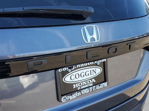 New 2025 Honda Pilot EX-L image 7