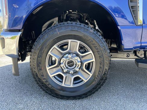 New 2026 Ford F350 Lariat w/ FX4 Off-Road Package AWD/4WD image 54