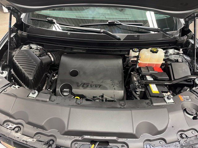 Used 2023 Chevrolet Traverse High Country AWD/4WD image 29