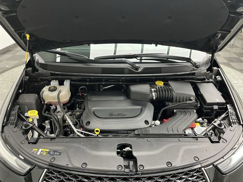 Used 2025 Chrysler Pacifica Select FWD image 27