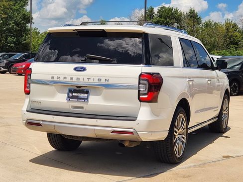 Used 2022 Ford Expedition Platinum AWD/4WD image 9