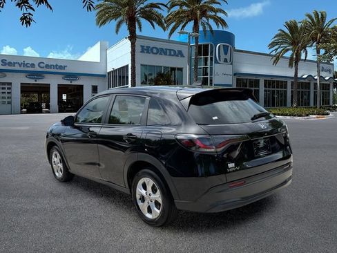 Used 2024 Honda HR-V LX image 6