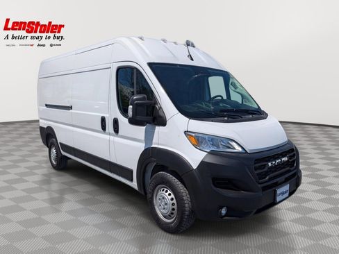 Used 2025 RAM ProMaster 2500 w/ Convenience Group FWD image 7