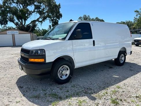 New 2025 Chevrolet Express 2500 Work Van w/ Driver Convenience Package image 3