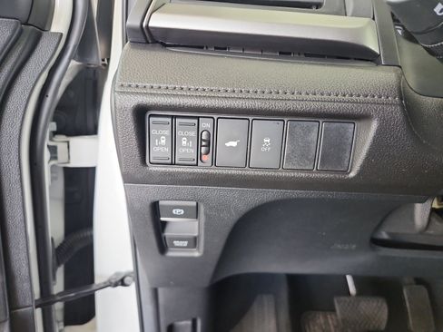 Used 2026 Honda Odyssey EX-L image 14