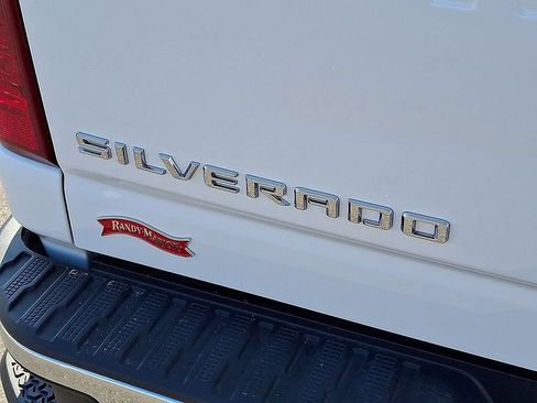 Used 2025 Chevrolet Silverado 2500 LT w/ Convenience Package AWD/4WD image 25