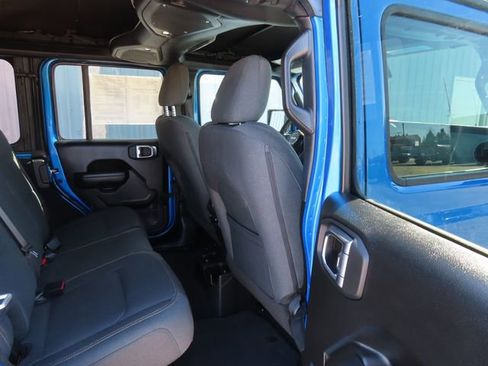 Used 2024 Jeep Wrangler Unlimited Sport AWD/4WD image 27