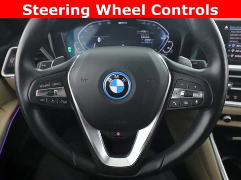Used 2022 BMW 330e xDrive image 23