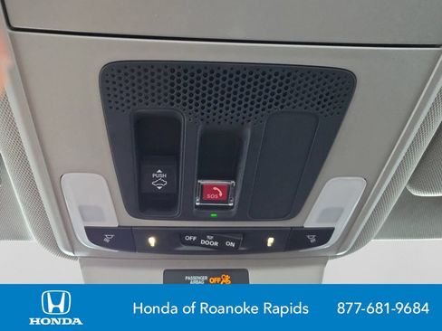 Used 2025 Honda Accord SE image 27