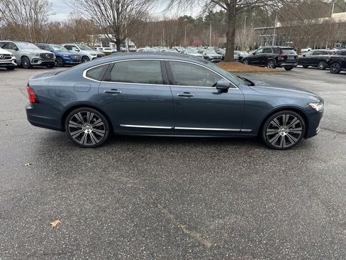 Used 2022 Volvo S90 B6 Inscription image 4