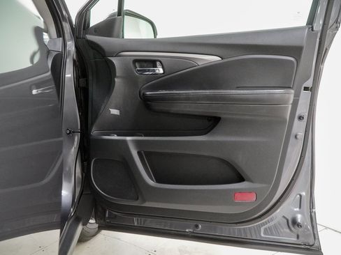 Used 2019 Honda Pilot EX-L image 36