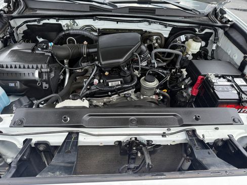 Used 2019 Toyota Tacoma SR w/ SR Convenience Package RWD image 20