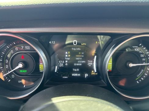 Used 2023 Jeep Wrangler Unlimited w/ 8.4" Radio Group AWD/4WD image 17