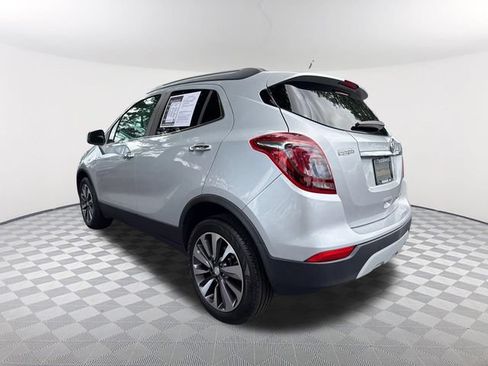 Used 2022 Buick Encore Preferred w/ Safety Package FWD image 7