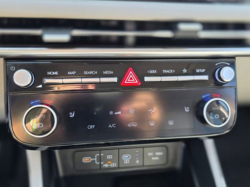 Certified 2025 Hyundai Tucson SEL AWD/4WD image 31