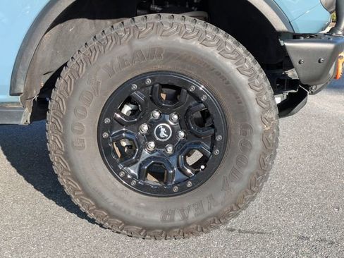 Certified 2022 Ford Bronco Badlands image 11