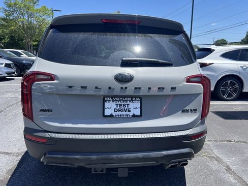 Certified 2021 Kia Telluride EX w/ EX Premium Package AWD/4WD image 4