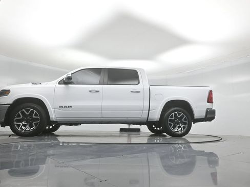 Used 2025 RAM 1500 Laramie AWD/4WD image 8