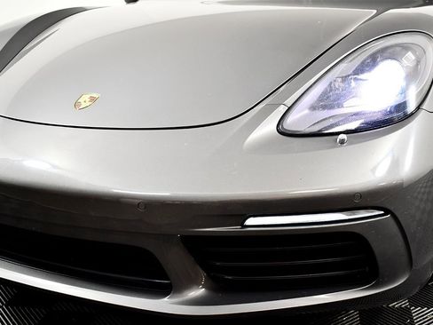 Used 2017 Porsche 718 Cayman S image 13