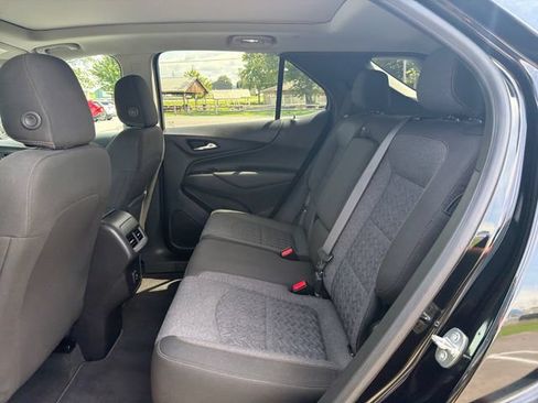 Used 2023 Chevrolet Equinox LT AWD/4WD image 13