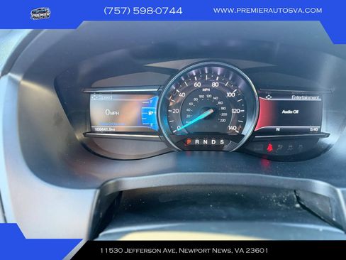 Used 2018 Ford Explorer XLT w/ Equipment Group 202A AWD/4WD image 24