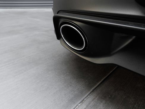 Certified 2025 Porsche 911 Carrera RWD image 30