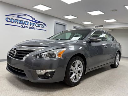 Used 2015 Nissan Altima 2.5 SV w/ Convenience Package