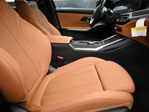 Certified 2024 BMW 330i Sedan image 25