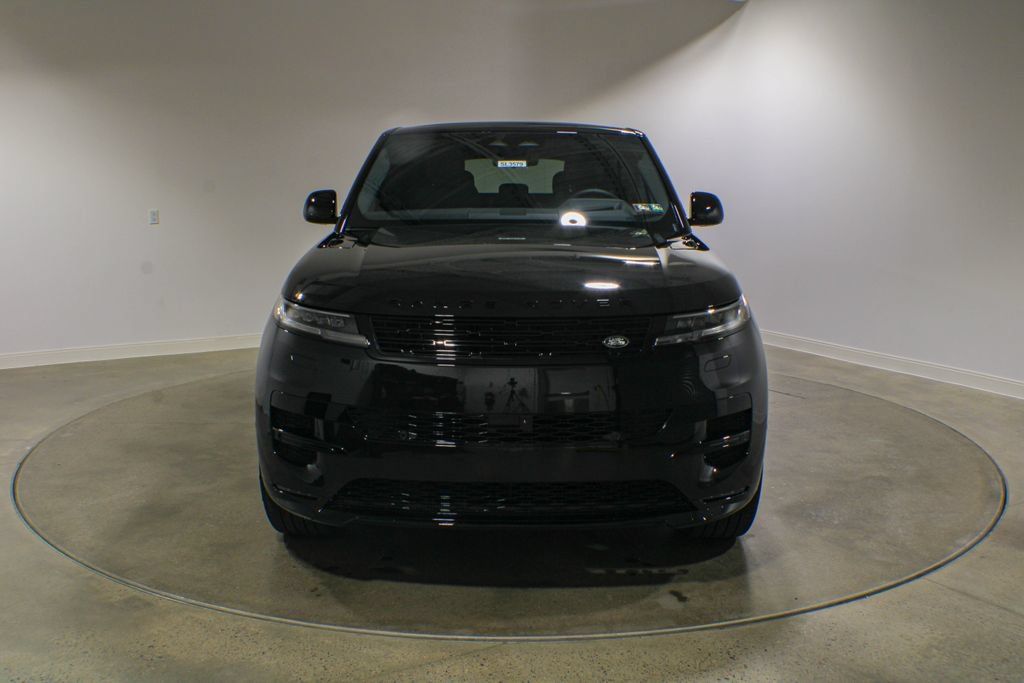 New 2026 Land Rover Range Rover Sport Dynamic SE AWD/4WD image 2