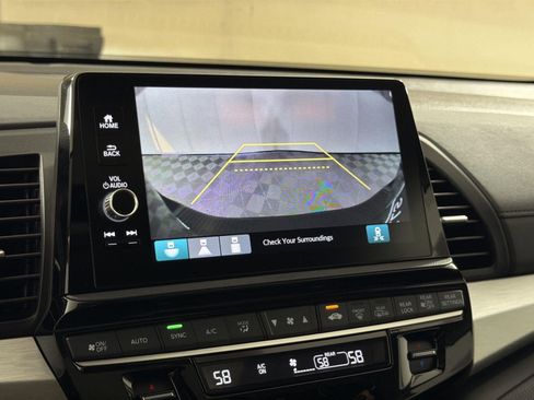 Used 2025 Honda Odyssey EX-L image 17