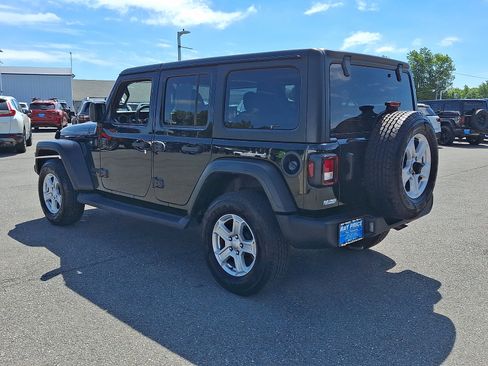 Used 2022 Jeep Wrangler Unlimited Sport AWD/4WD image 4