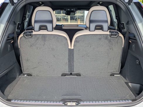 New 2026 Volvo XC90 B6 Plus w/ Protection Package Premier image 13