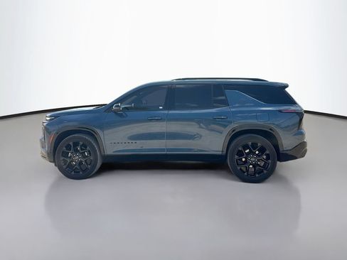 Used 2026 Chevrolet Traverse RS w/ LPO, Floor Liner Package FWD image 4
