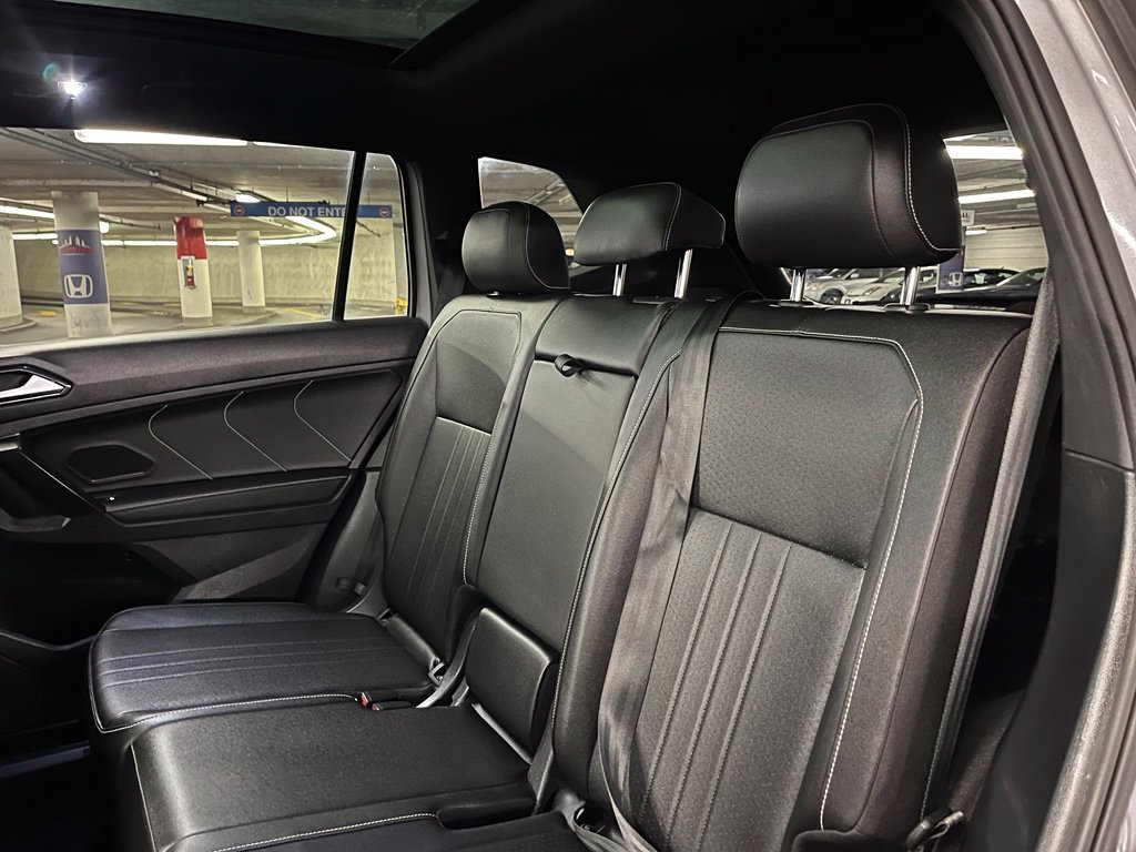 Used 2023 Volkswagen Tiguan SE R-Line AWD/4WD image 22