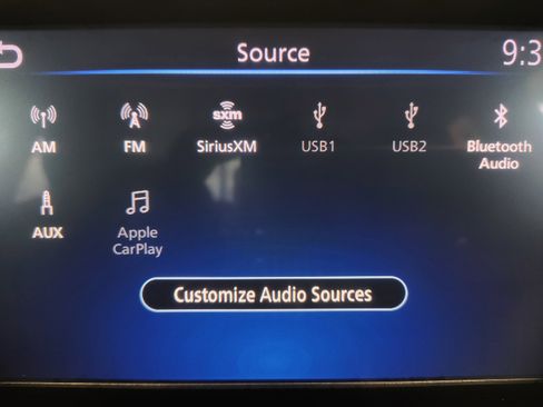 Used 2020 Nissan Sentra SR w/ Premium Package FWD image 6
