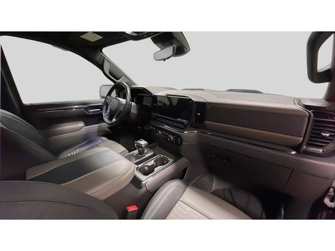 Certified 2024 Chevrolet Silverado 1500 ZR2 w/ Technology Package image 19