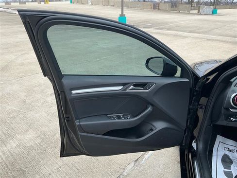 Used 2018 Audi A3 2.0T Premium image 20